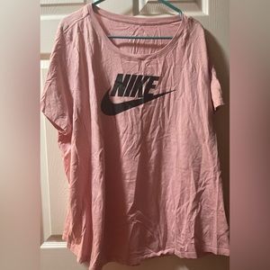 Nike plus size tshirt